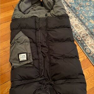 7 A.M. Enfant 212 Black and Gray Puffy stroller blanket/cover